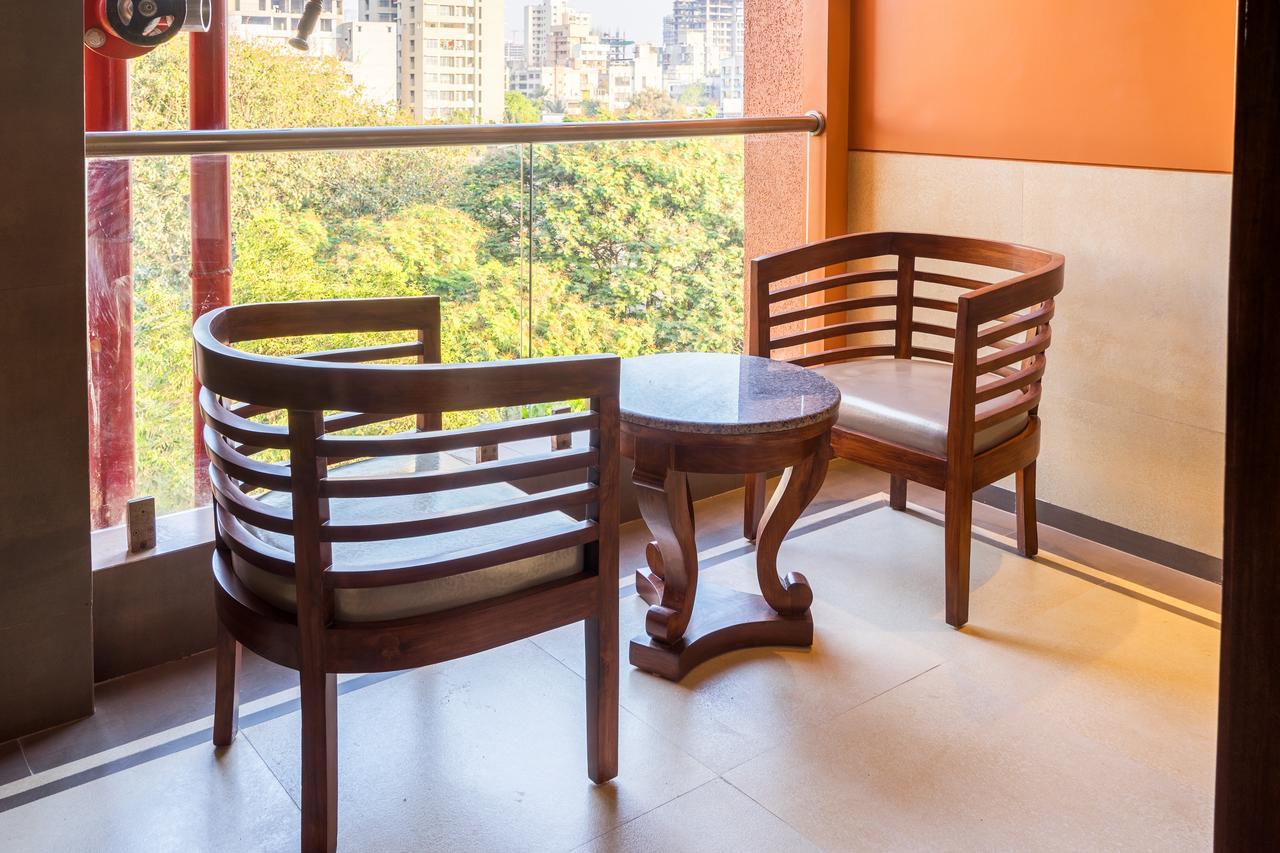 Treebo Olive Nest Hotell Mumbai Exteriör bild