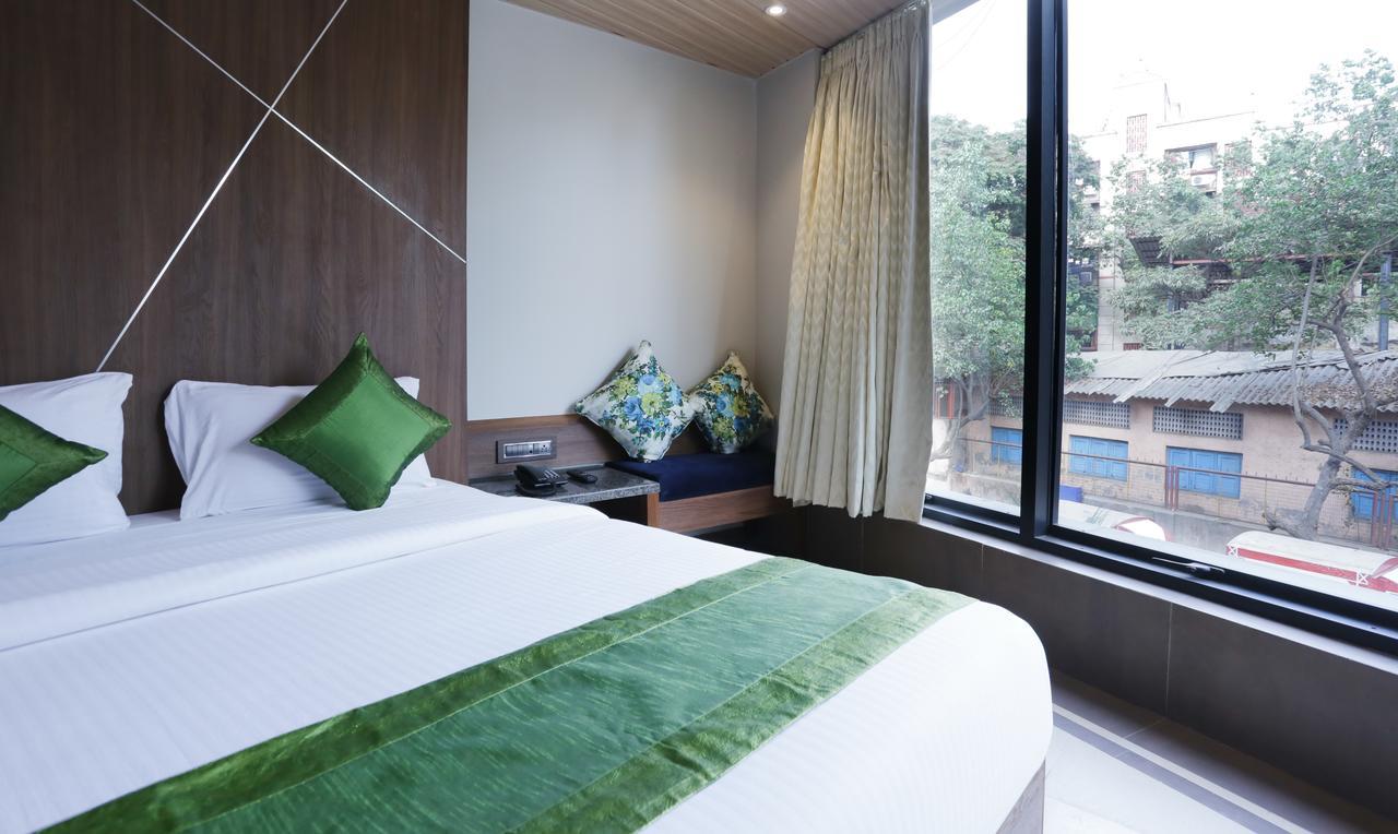 Treebo Olive Nest Hotell Mumbai Exteriör bild