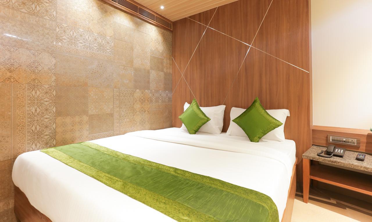Treebo Olive Nest Hotell Mumbai Exteriör bild